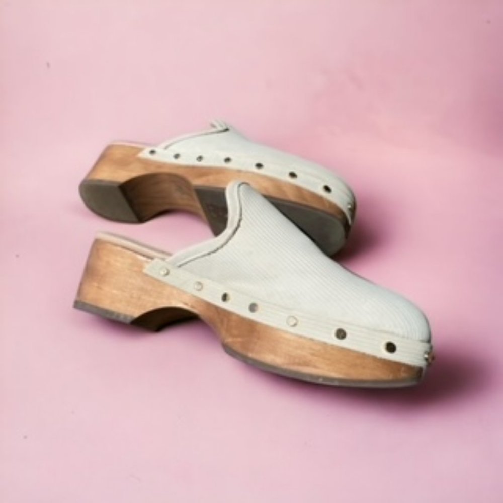 Dolce Vita Closen Clogs
